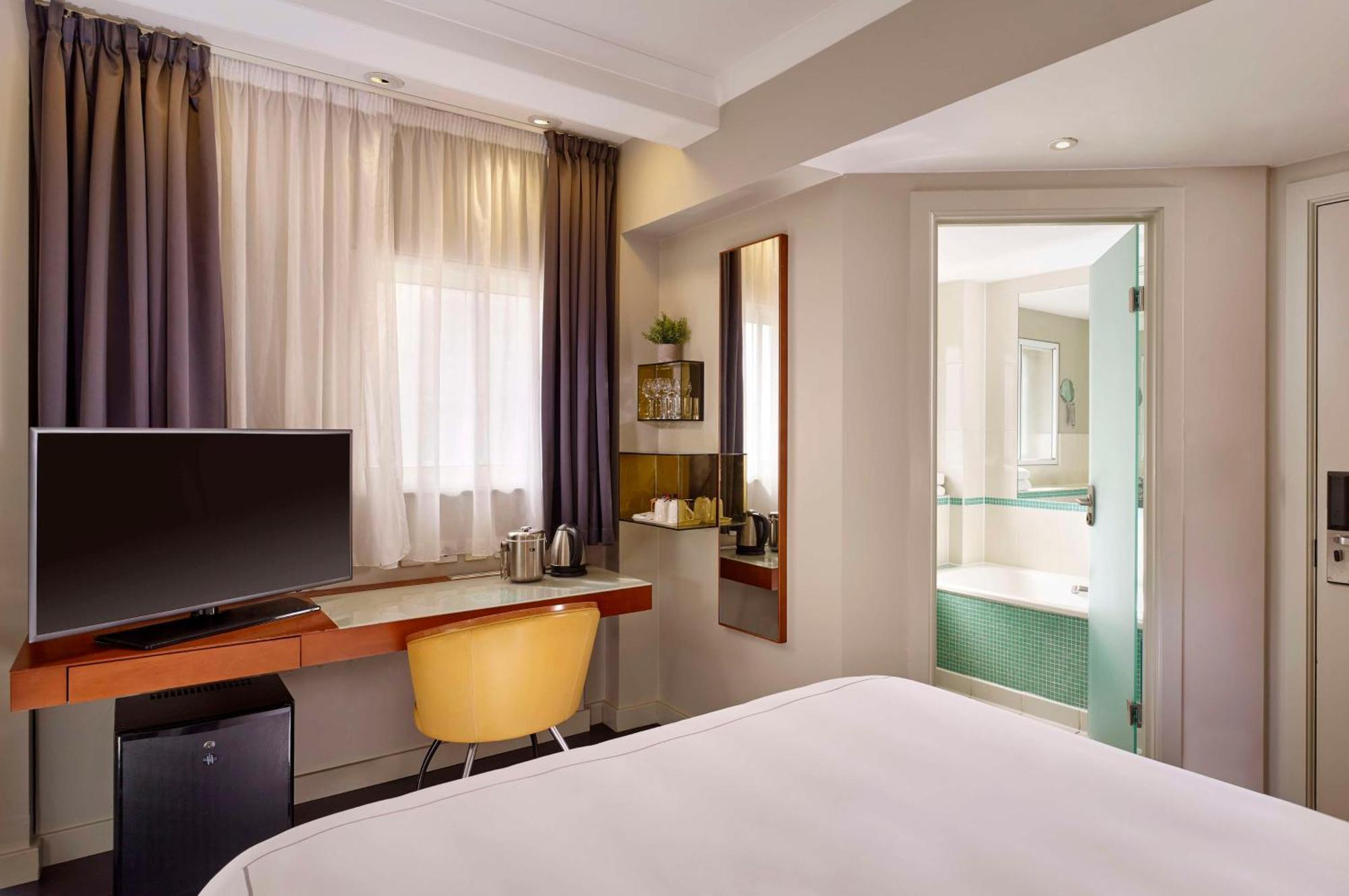 Park Plaza